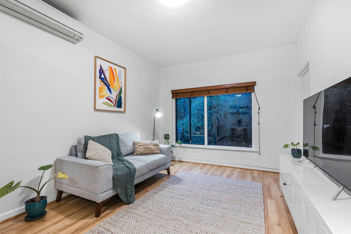 2/3 Currie Street, Jolimont WA 6014, Image 2