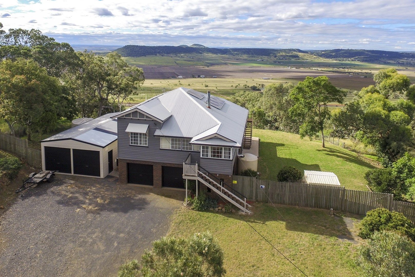 23 Rowland Court, Gowrie Mountain QLD 4350, Image 0