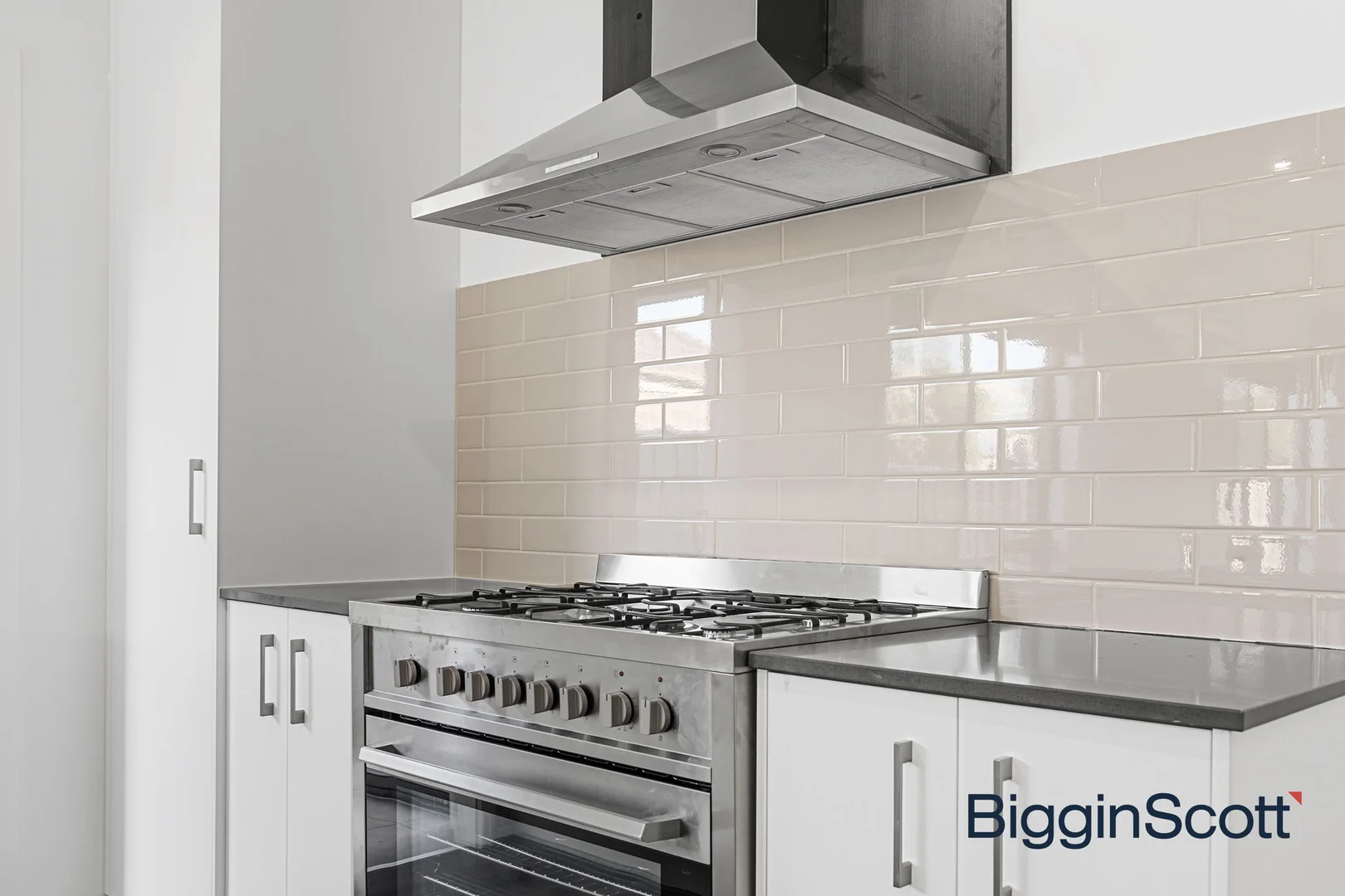 Additional image 12 of 5 Edgware Street, Thornhill Park VIC 3335