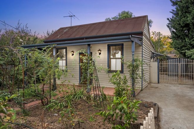 Picture of 3 Parwan Road, MADDINGLEY VIC 3340