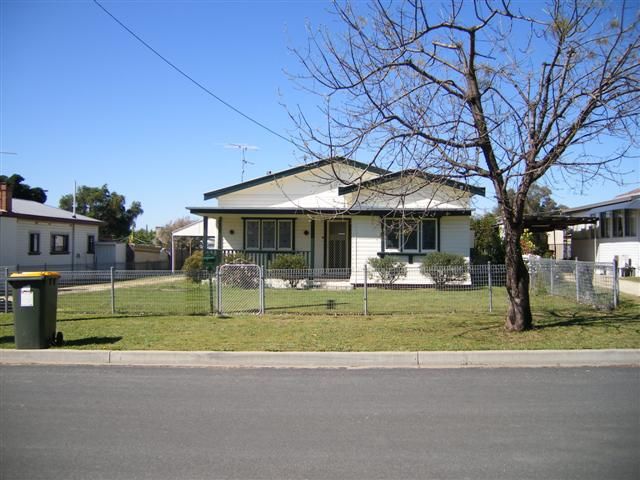 3 bedrooms House in 11 Herbert Street INVERELL NSW, 2360