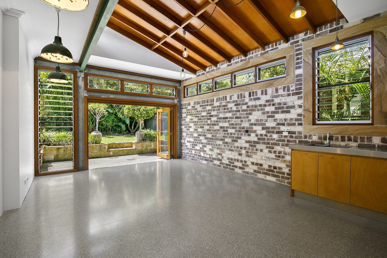2 bedrooms Semi-Detached in 8 Francis Street FAIRLIGHT NSW, 2094