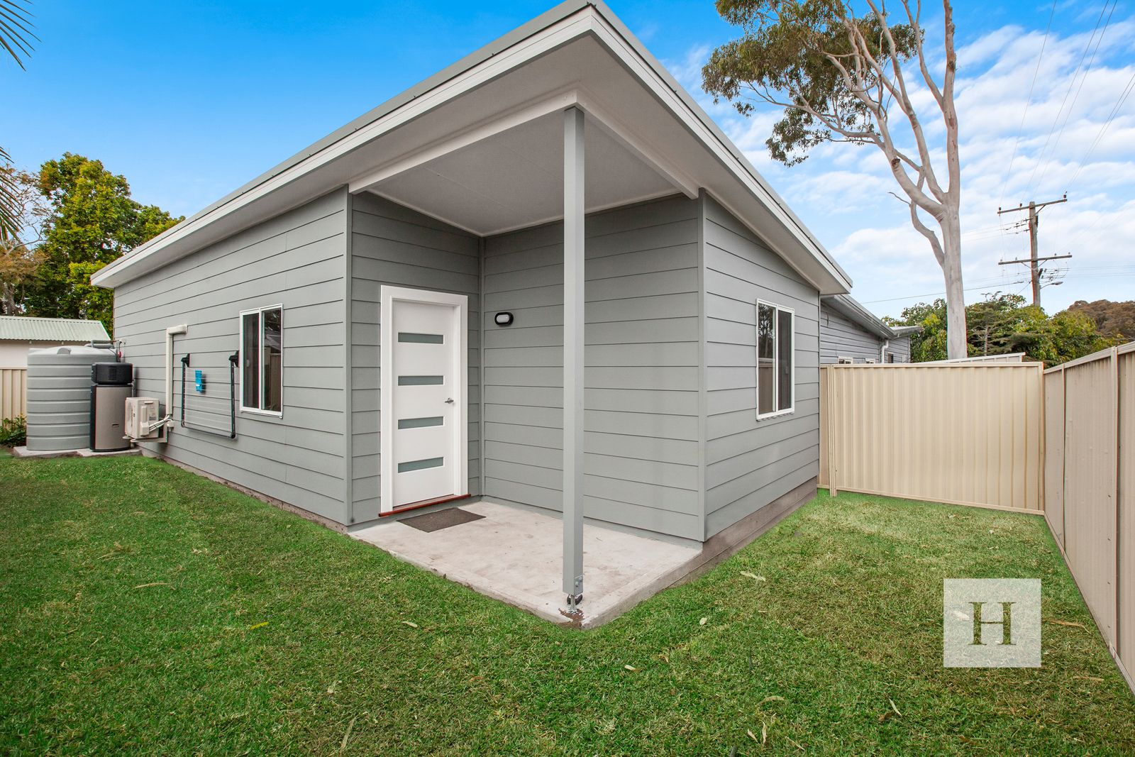 2 bedrooms House in 18A Sixth Ave TOUKLEY NSW, 2263