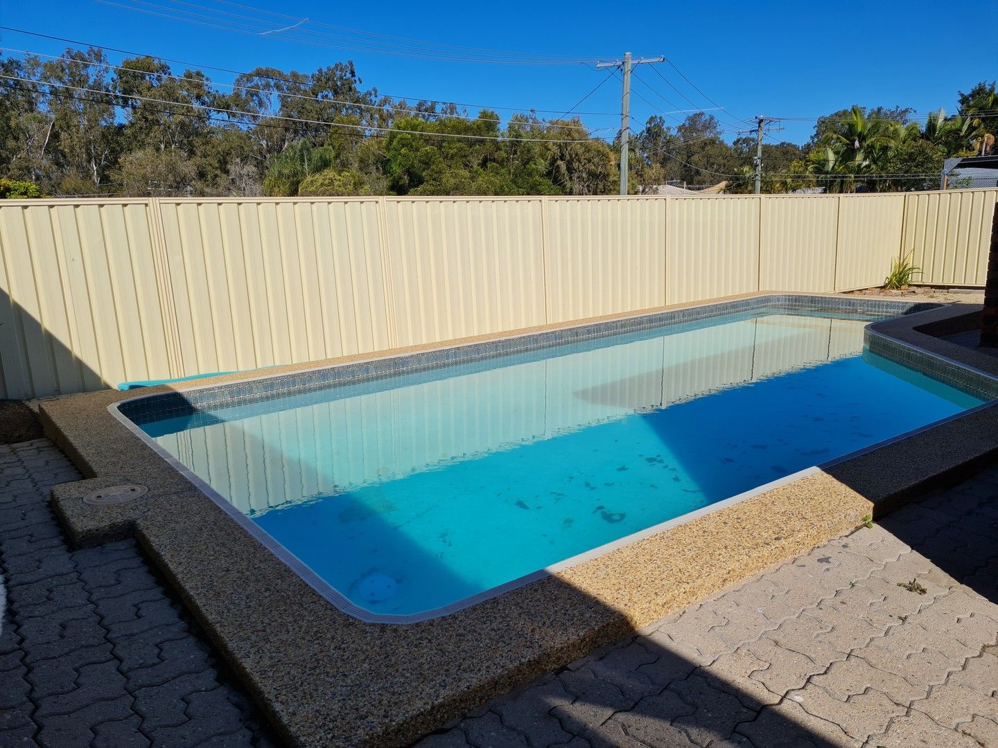 5 bedrooms House in 11 Dancer Street COLLINGWOOD PARK QLD, 4301