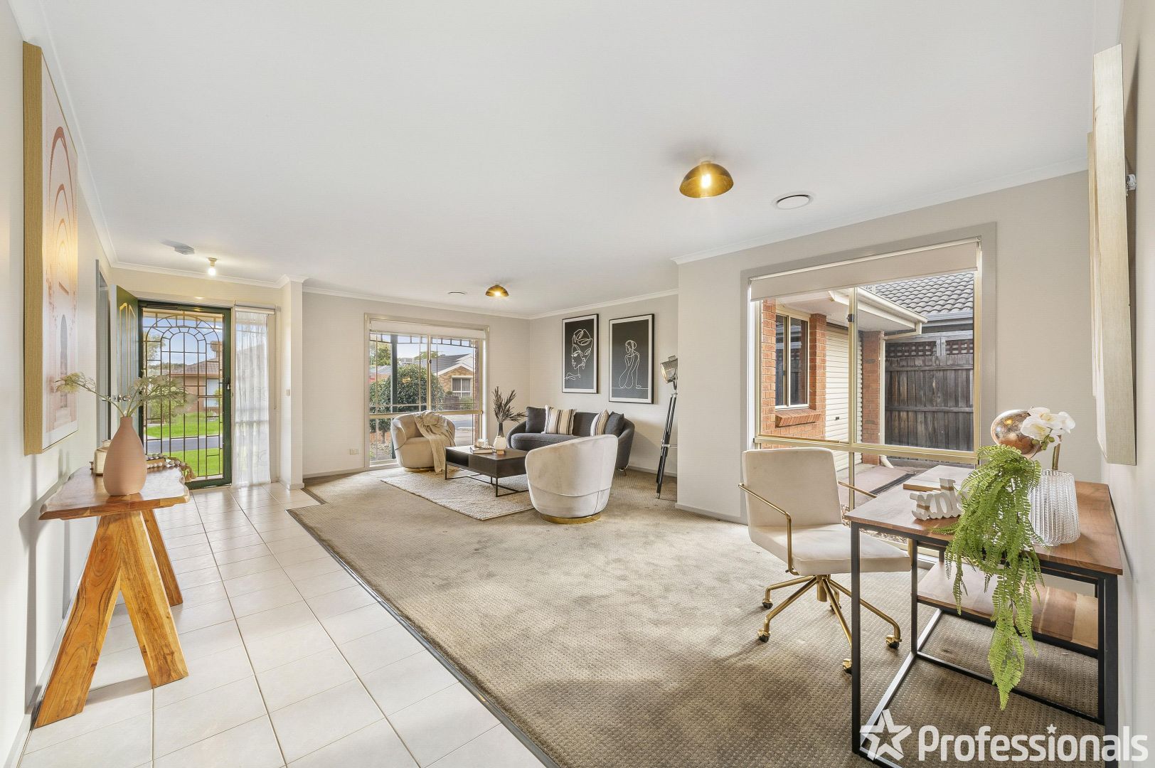 22 Kalyna Court, Delahey VIC 3037, Image 2