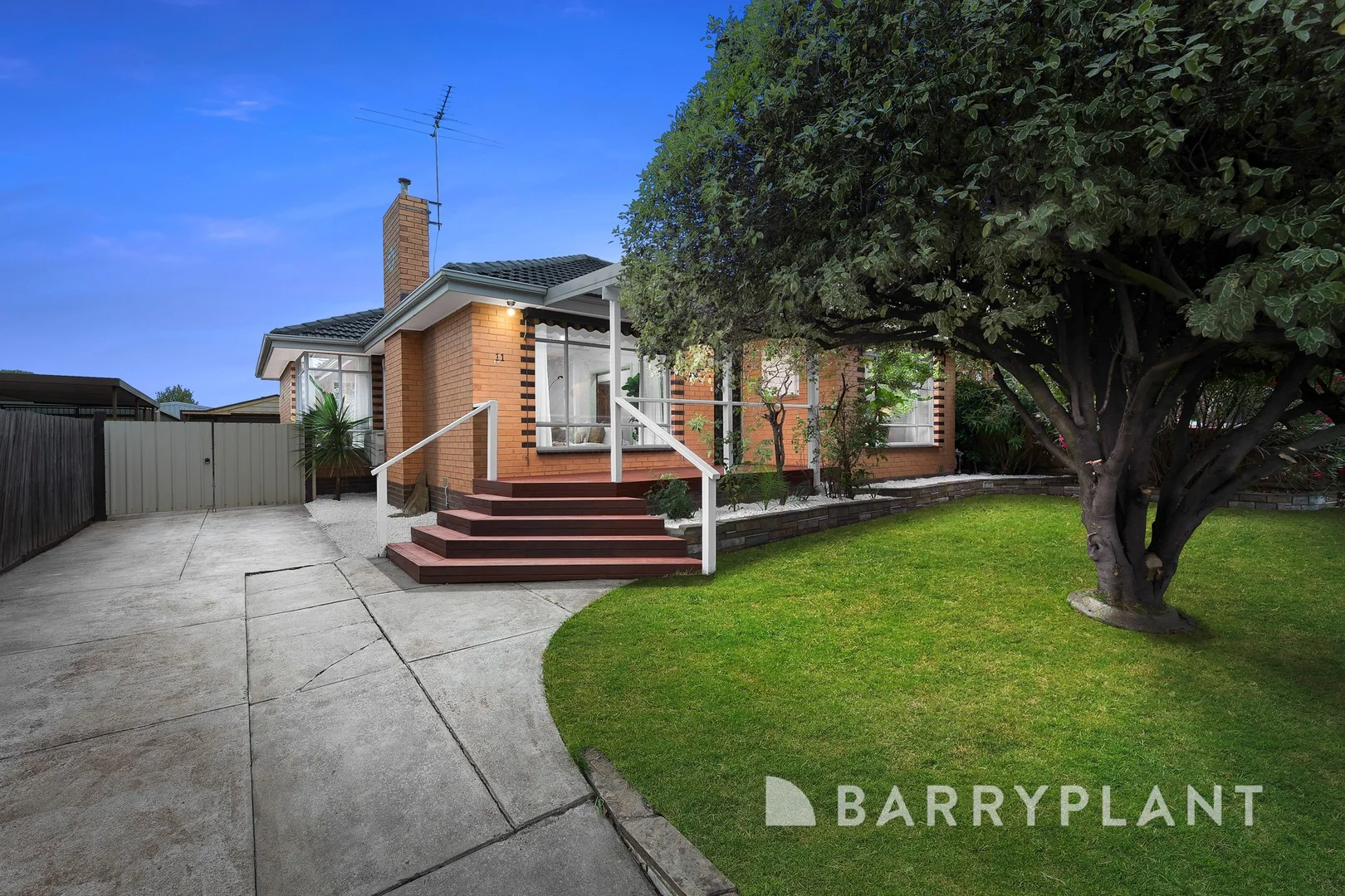 11 Glinden Avenue, Ardeer VIC 3022