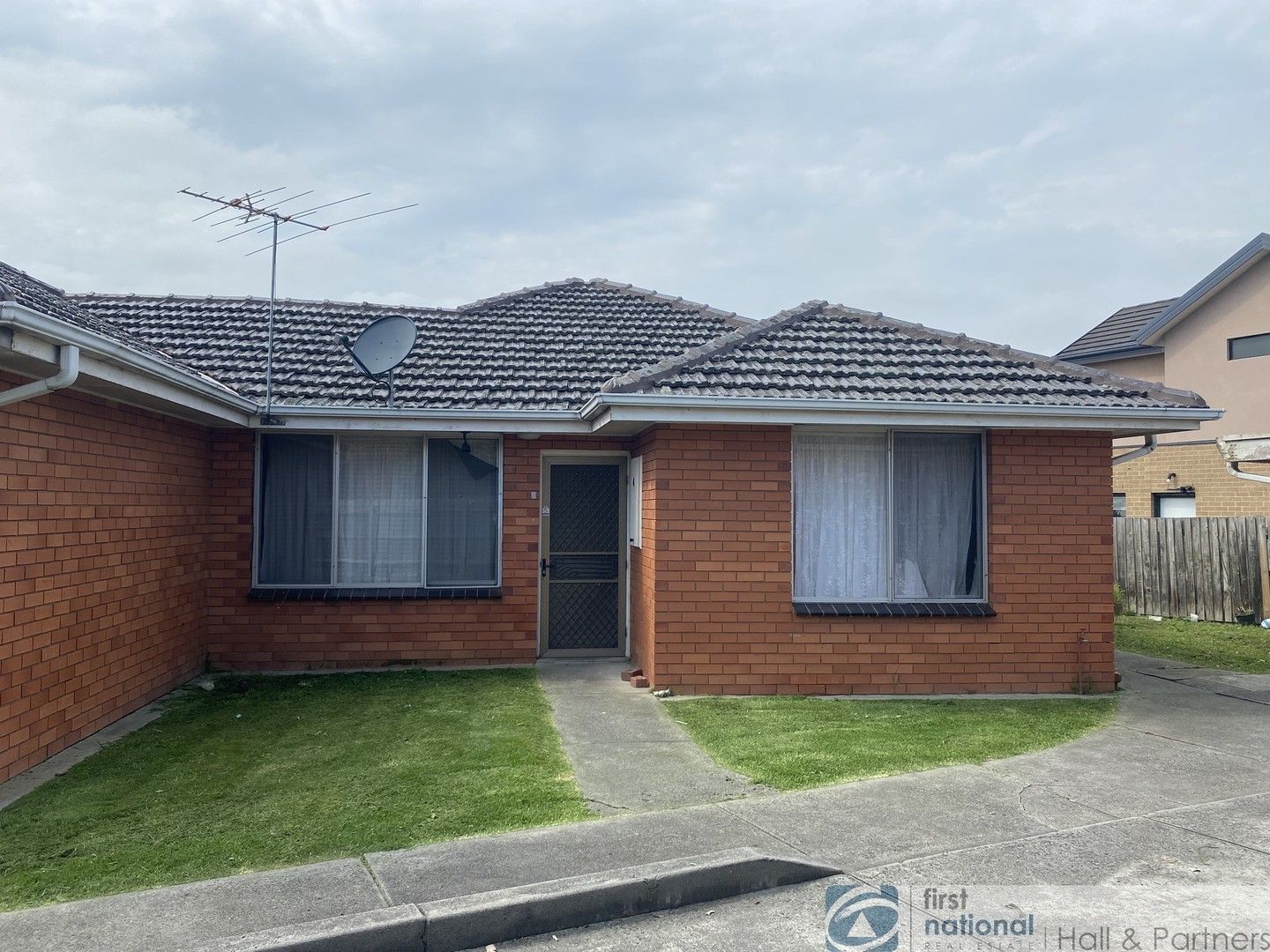 2 bedrooms Apartment / Unit / Flat in 4/106 McCrae Street DANDENONG VIC, 3175