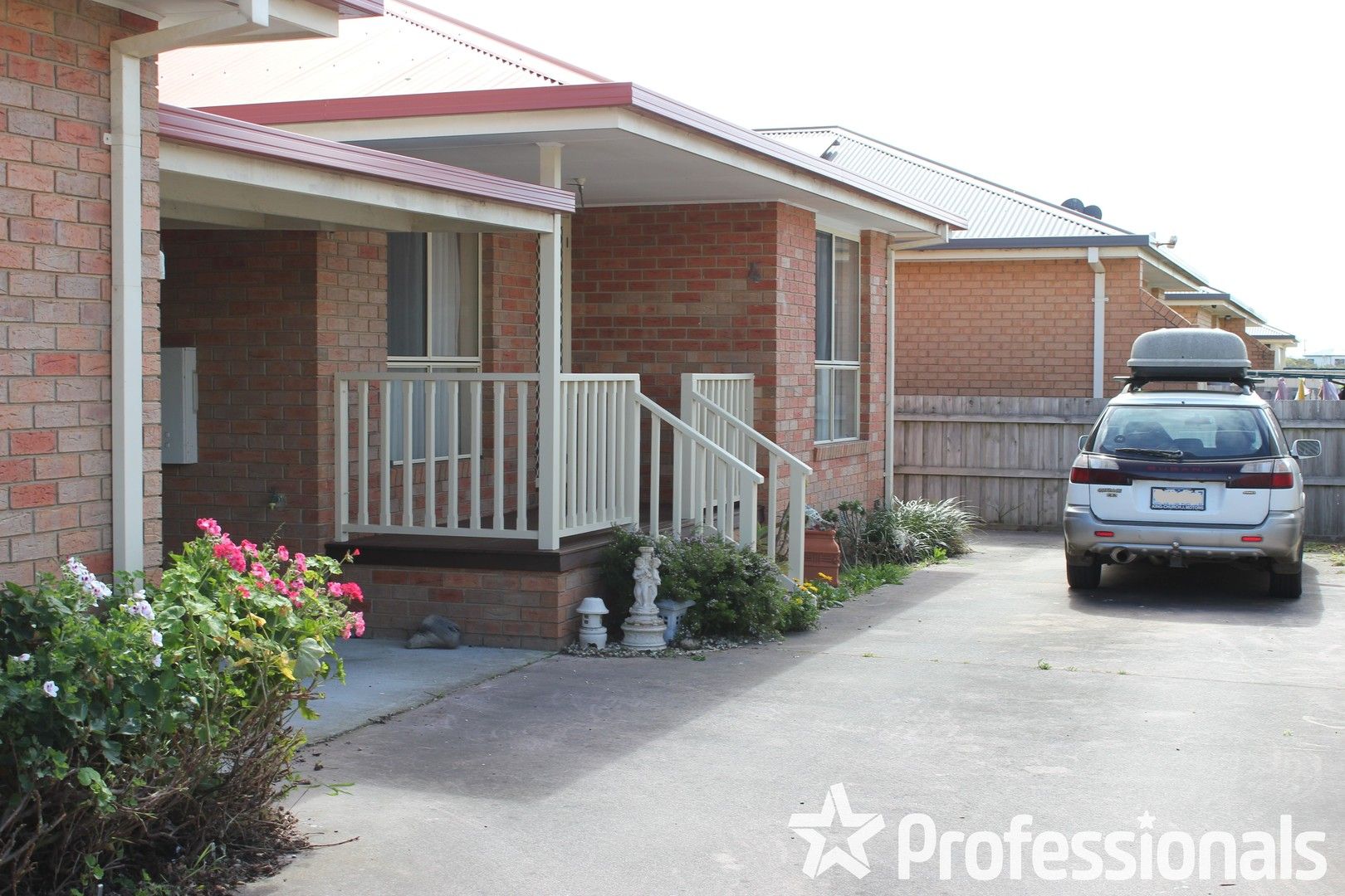 2 bedrooms Apartment / Unit / Flat in 4/30 Tarraville Road PORT ALBERT VIC, 3971