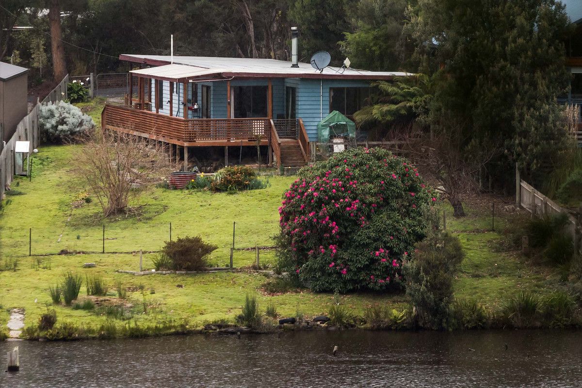 14 Tink Taylor Avenue, Sisters Beach TAS 7321, Image 0