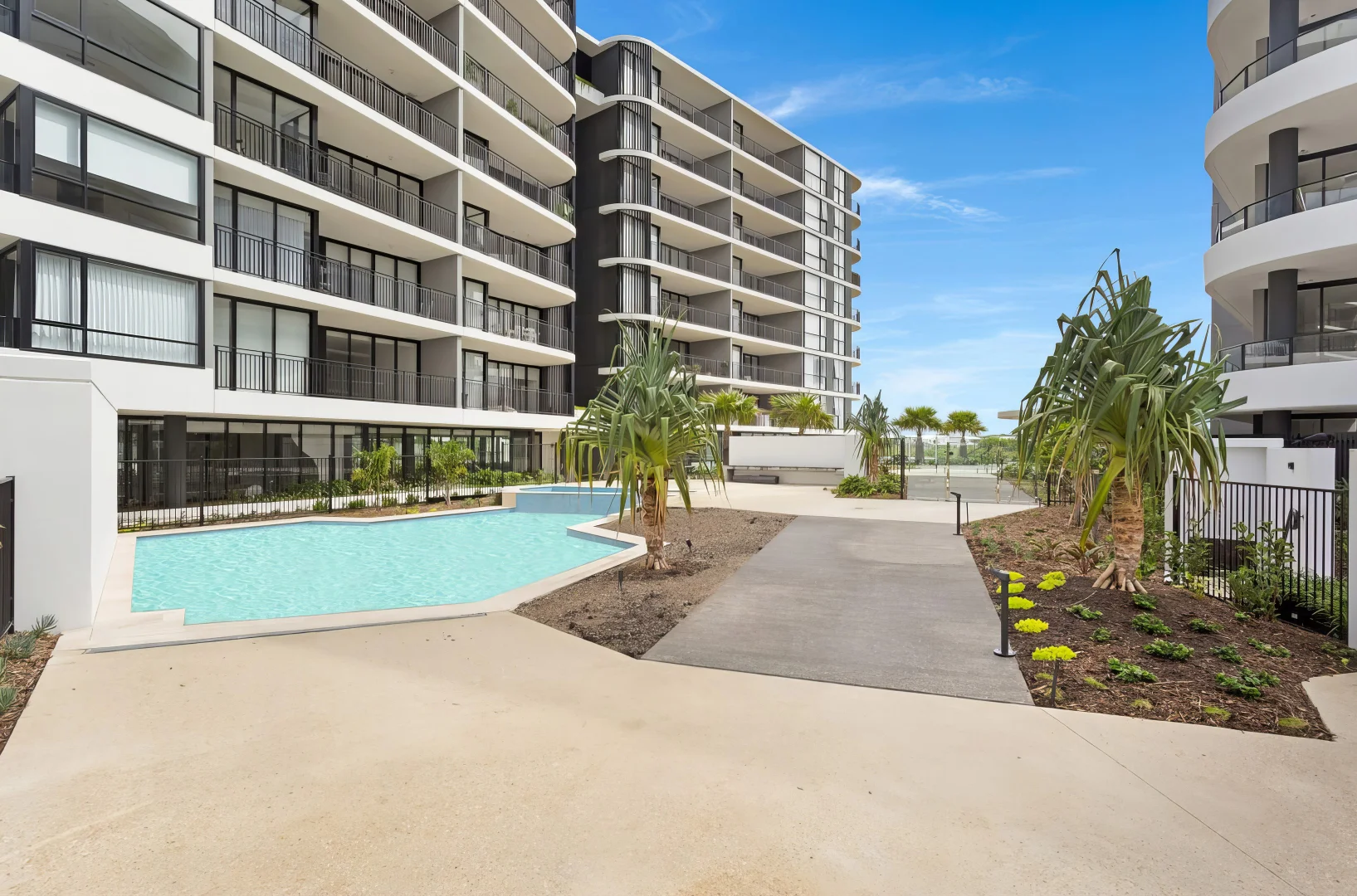 Additional image 3 of 2407/10 Sickle Avenue, Hope Island QLD 4212