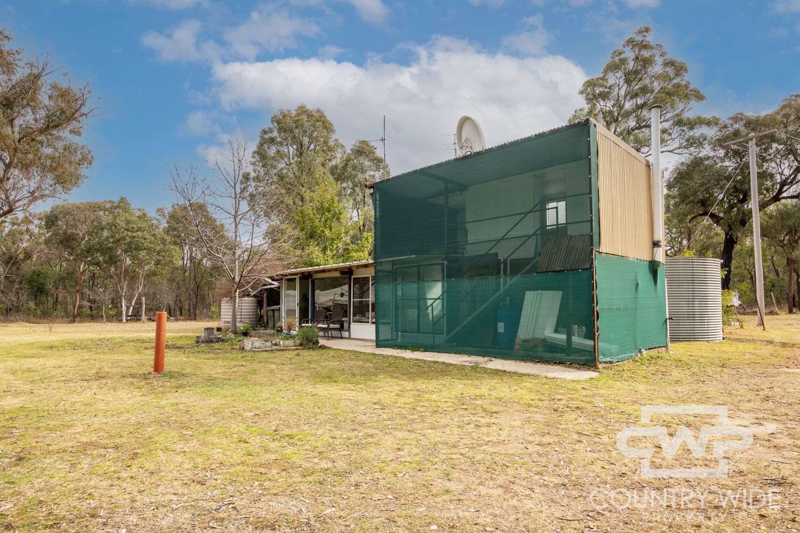 137 Aberdeen Road, Gilgai NSW 2360, Image 2