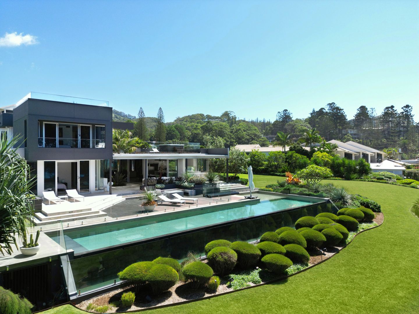 Sapphire Beach NSW 2450 6 beds house for Sale, Expressions of