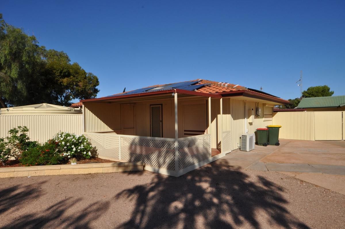 3 bedrooms House in 16 Cole Crescent PORT AUGUSTA WEST SA, 5700