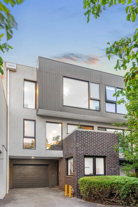 Primary image of 2/66 Wilson Street, Yarraville VIC 3013