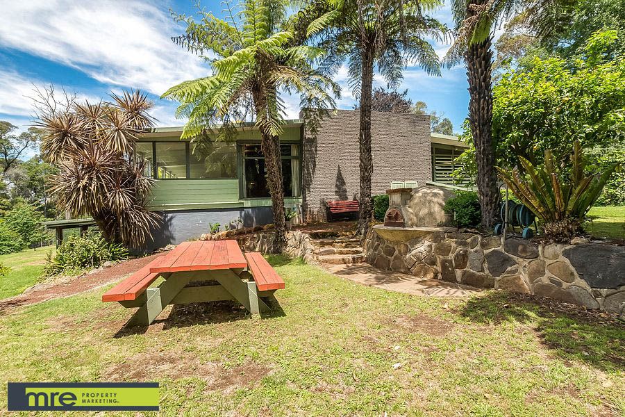 53 David Hill road, Monbulk VIC 3793, Image 2