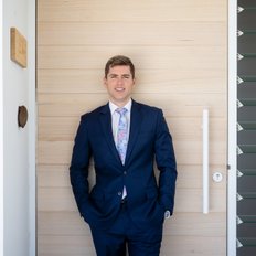 Alex Stelbovics, Sales representative