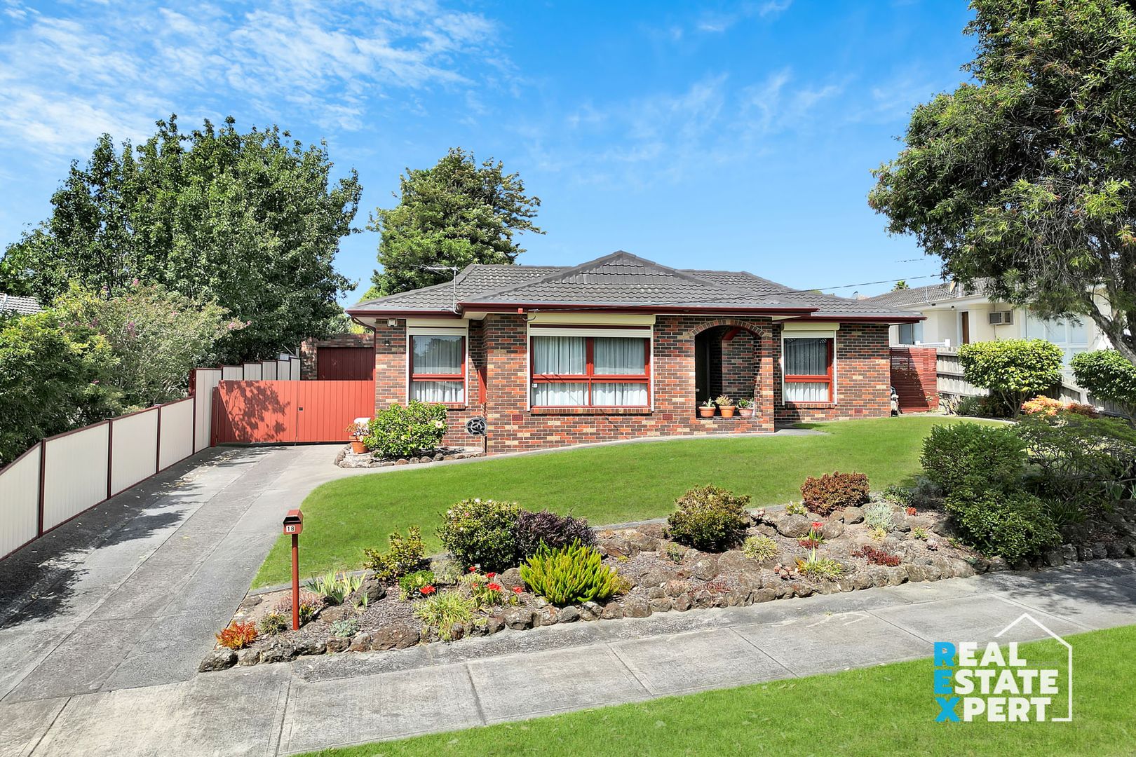 18 Adam Avenue, Hallam VIC 3803, Image 1