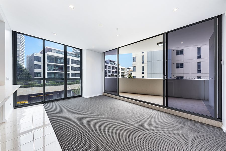 1B 52-54 Walker Street, Rhodes NSW 2138, Image 2