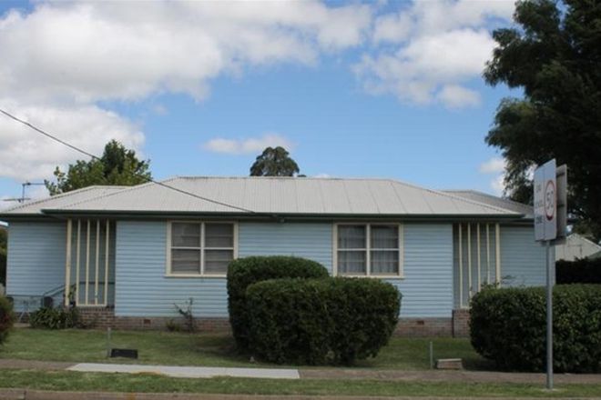 Picture of 172 Canambe Street, ARMIDALE NSW 2350