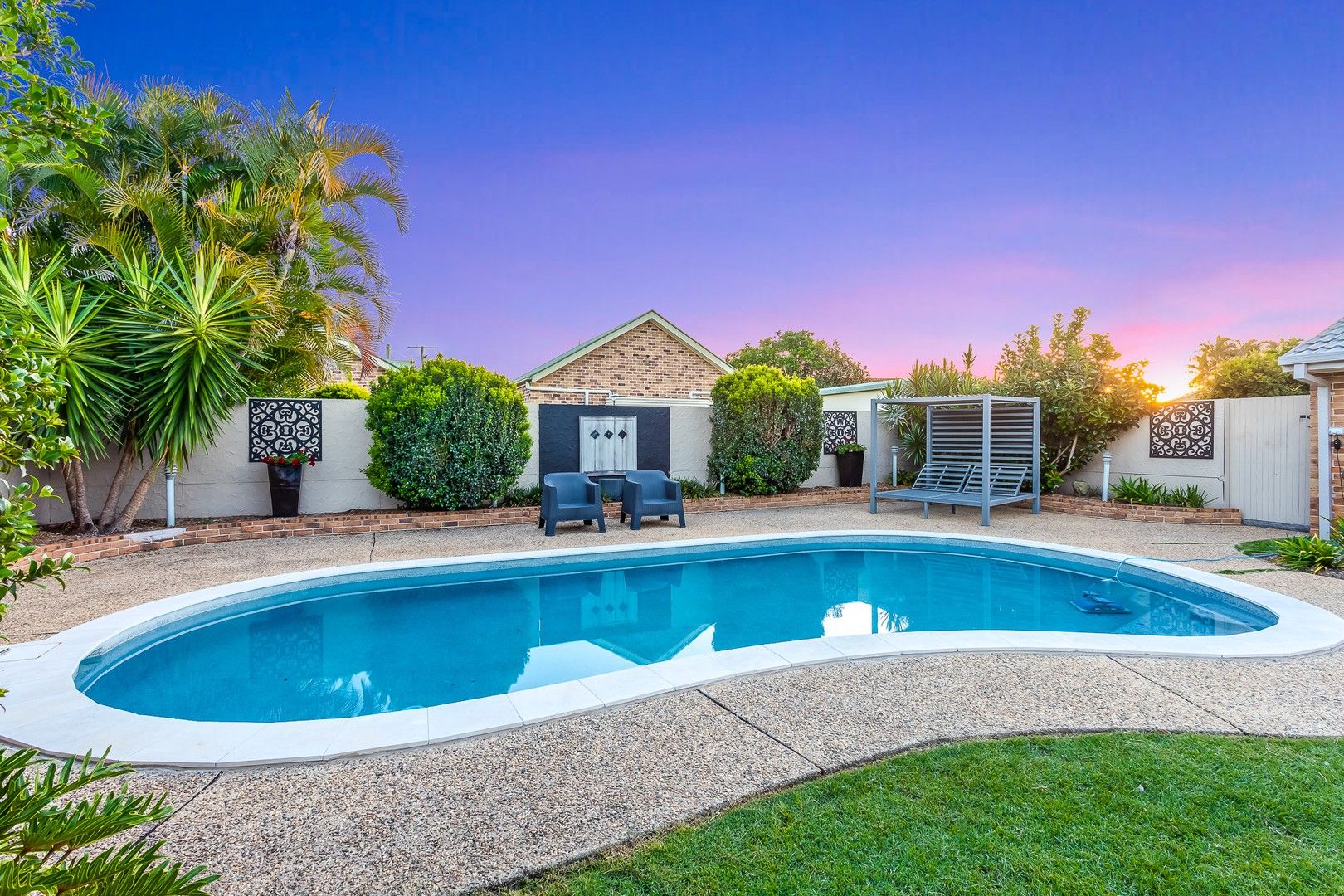 4 bedrooms House in 11 Camarsh Drive MURRUMBA DOWNS QLD, 4503