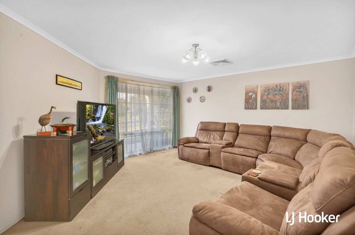 29 Benares Crescent, Acacia Gardens NSW 2763, Image 2