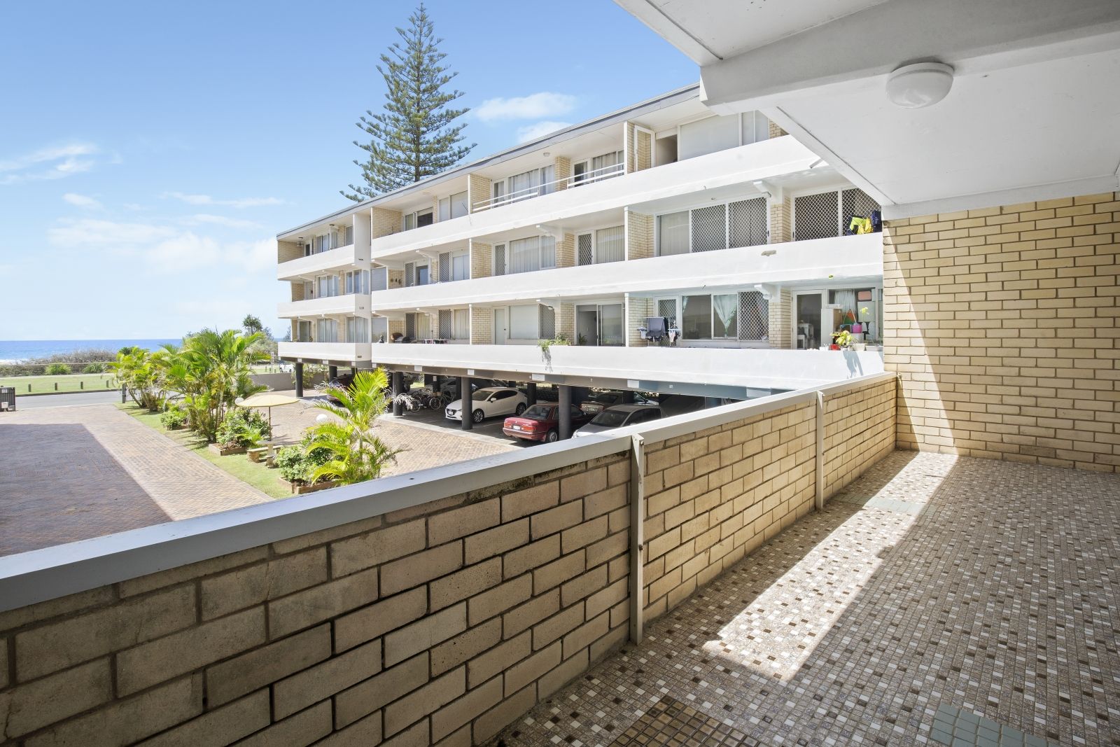 2 bedrooms Apartment / Unit / Flat in 7/136 Old Burleigh Road BROADBEACH QLD, 4218