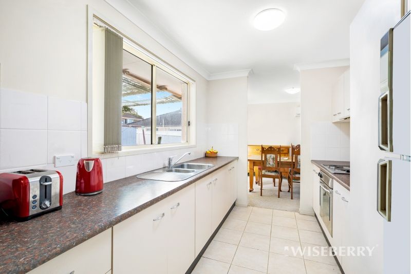6 Myee Place, Blue Haven NSW 2262, Image 2