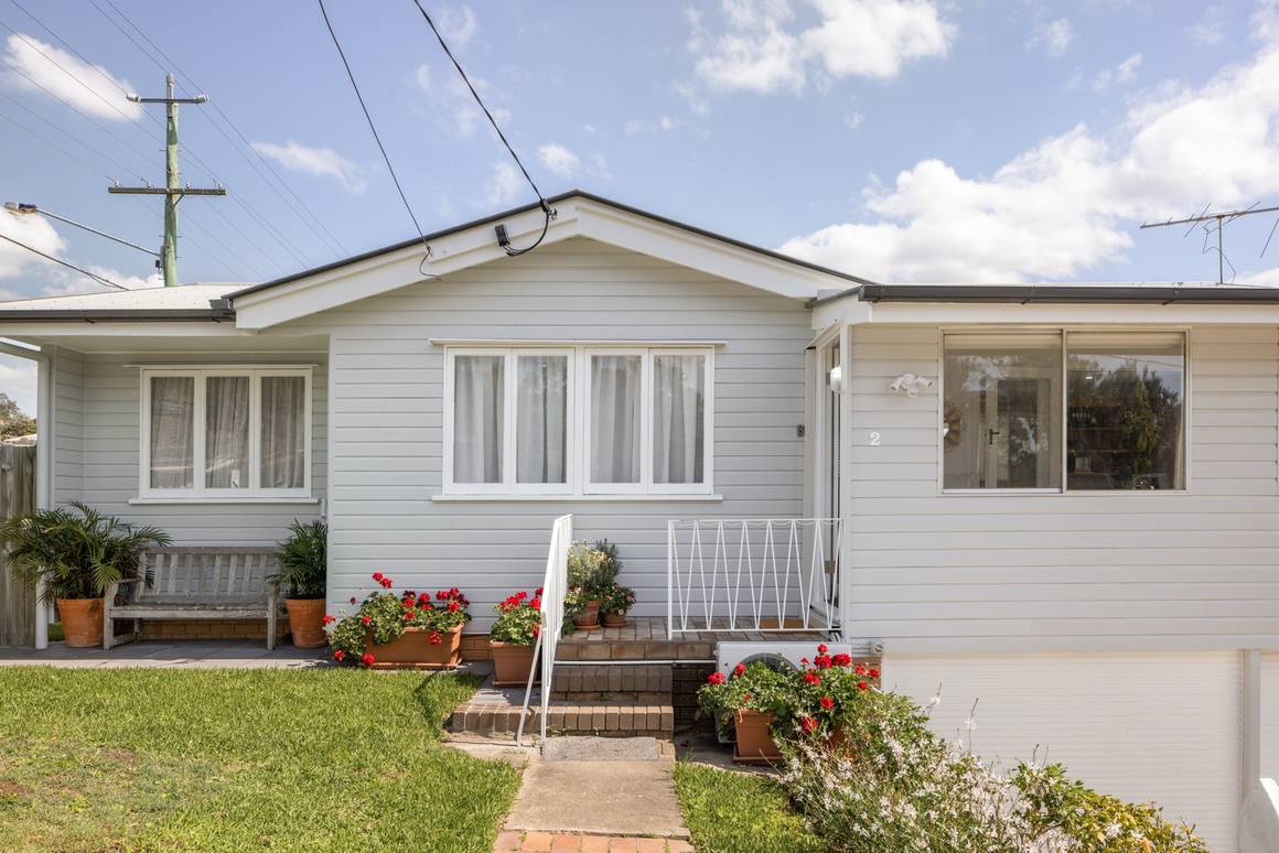 Picture of 2 Cranbourne Street, CHERMSIDE WEST QLD 4032