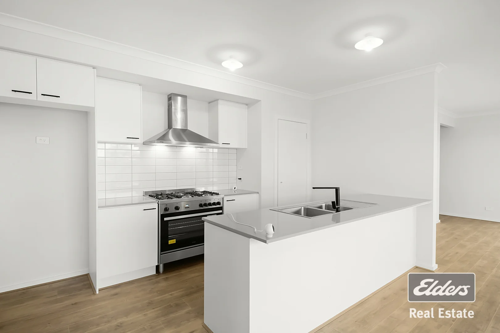 Additional image 4 of 30 Crowlands Circuit, Eynesbury VIC 3338