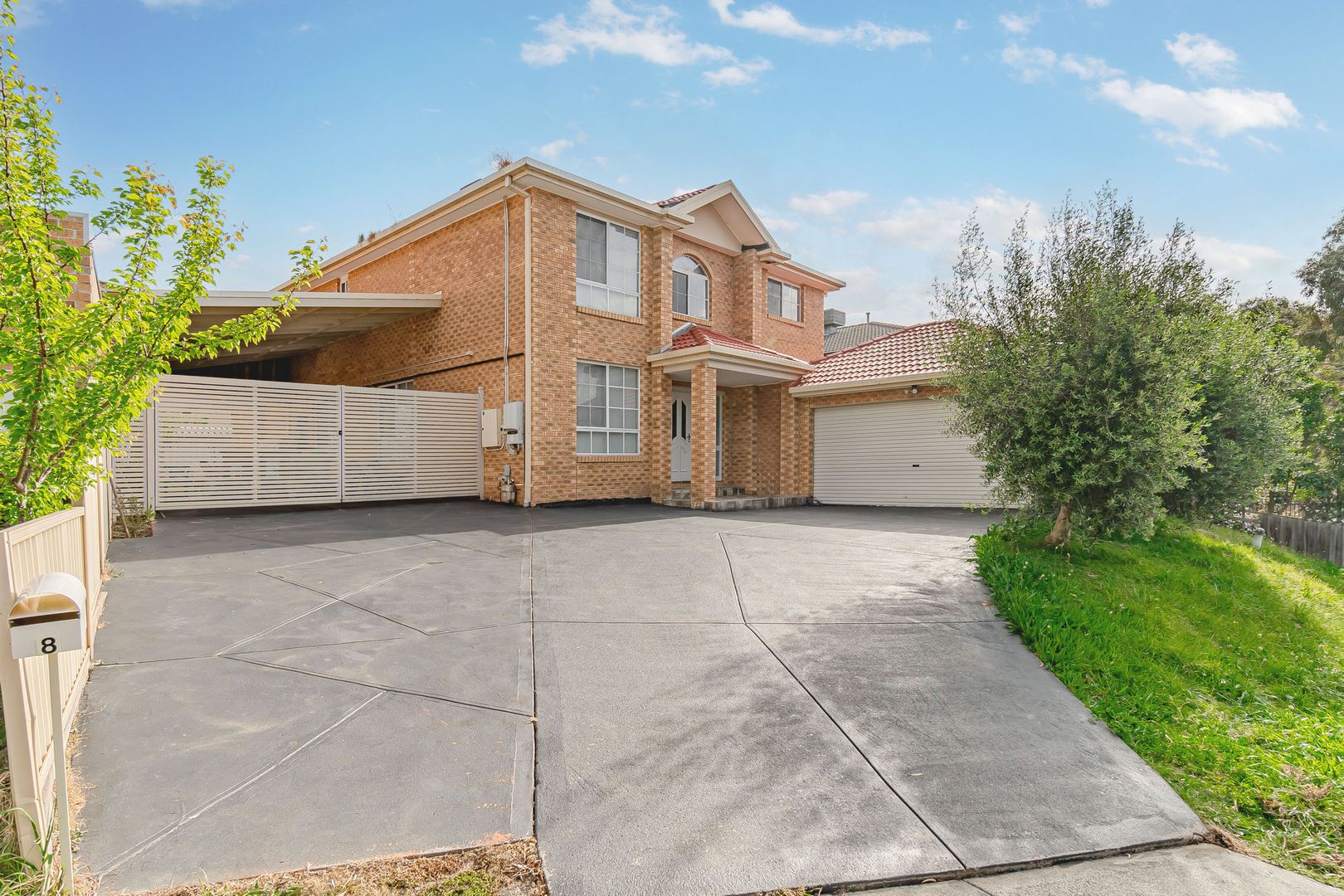 8 Hurley Rise, Roxburgh Park VIC 3064, Image 2