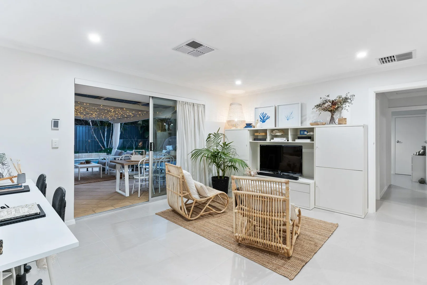 Additional image 10 of 56 Fairlane Dr, Carine WA 6020