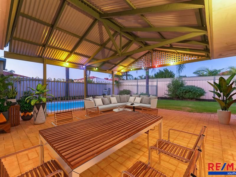 23 Green Croft Gardens, Leeming WA 6149, Image 1