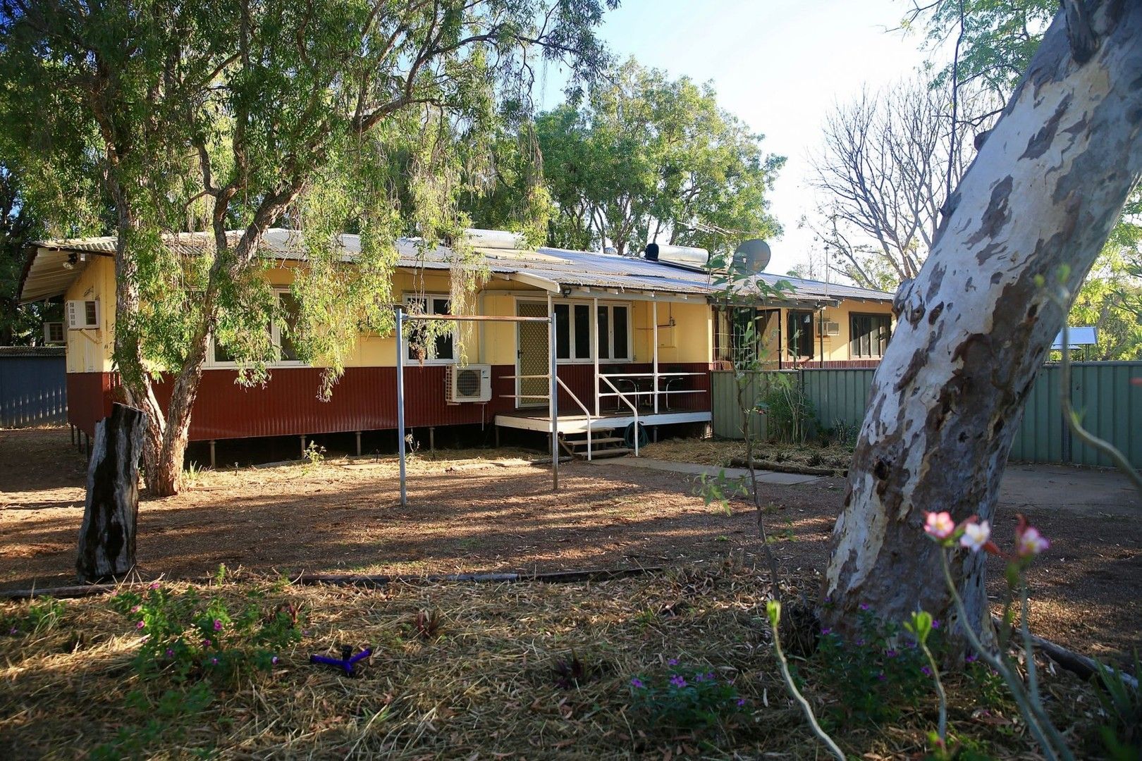 6 bedrooms House in 26 Rosewood Avenue KUNUNURRA WA, 6743