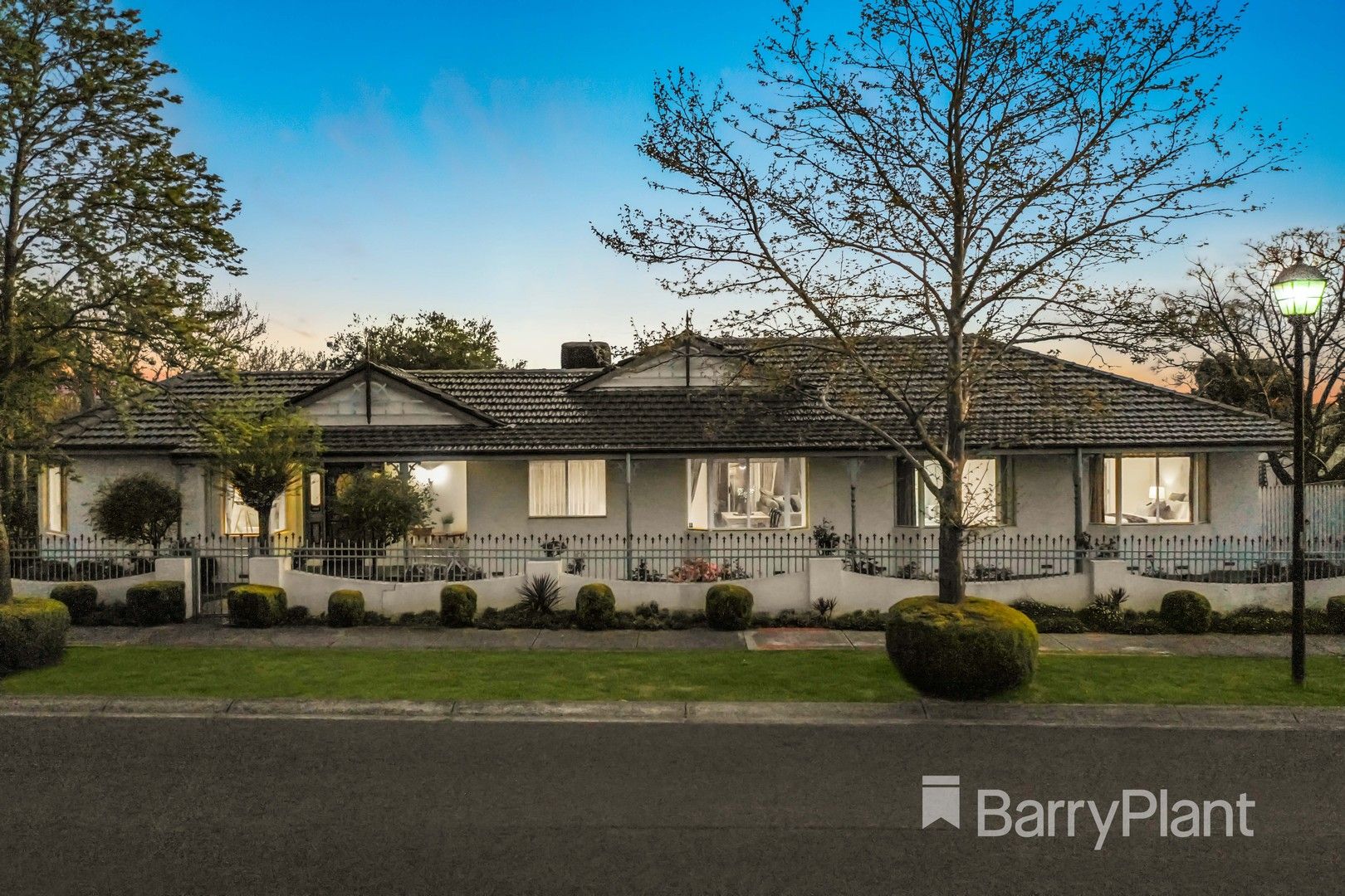 5 Oxley Court, Chirnside Park VIC 3116, Image 0