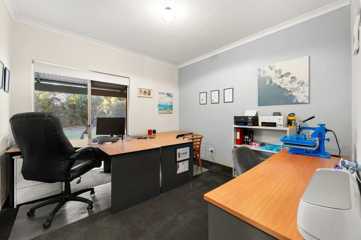 Additional image 23 of 33 Tuart Close, Stake Hill WA 6181