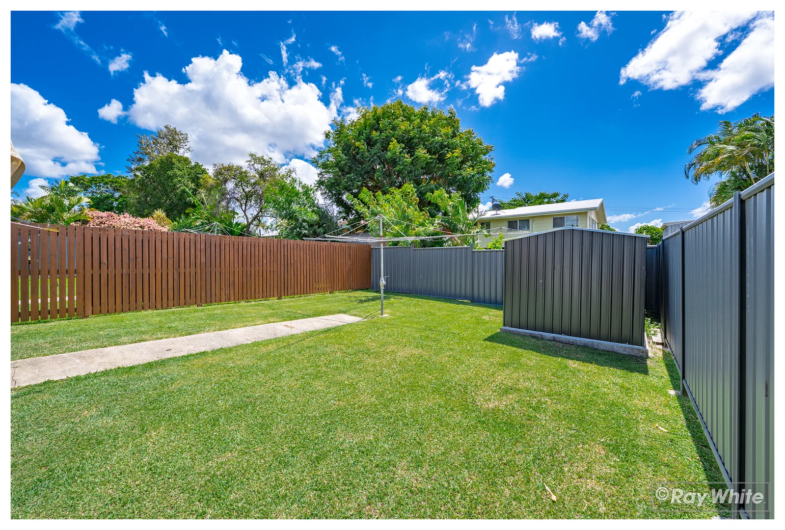 Additional image 11 of Units 1 & 2/321 Blanchfield Street, Koongal QLD 4701