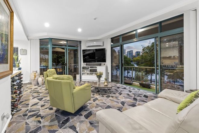 11/10 Goodwin Street Kangaroo Point 4169 - Image 4