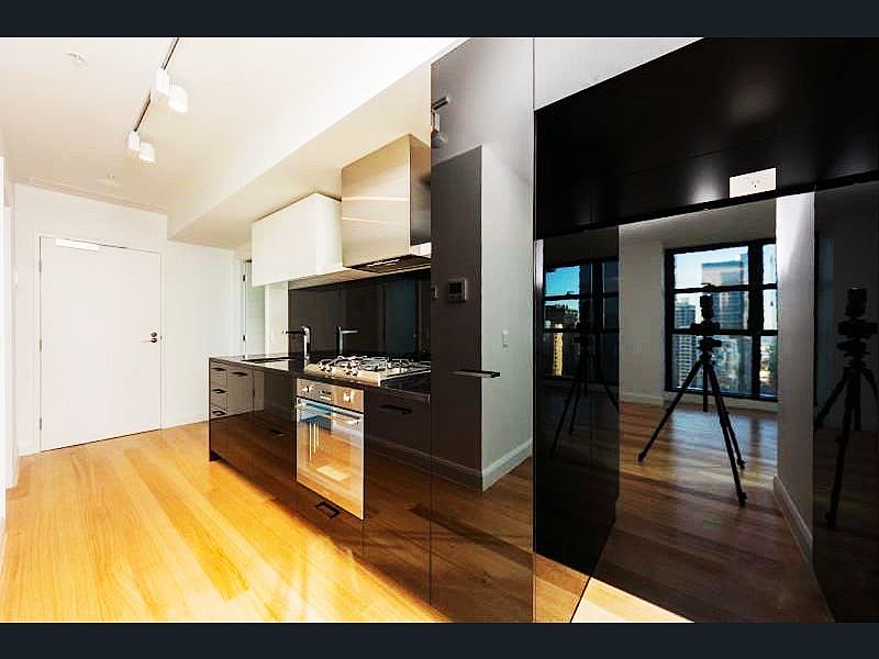 2 bedrooms Apartment / Unit / Flat in 2213/27 Little Collins Street MELBOURNE VIC, 3000