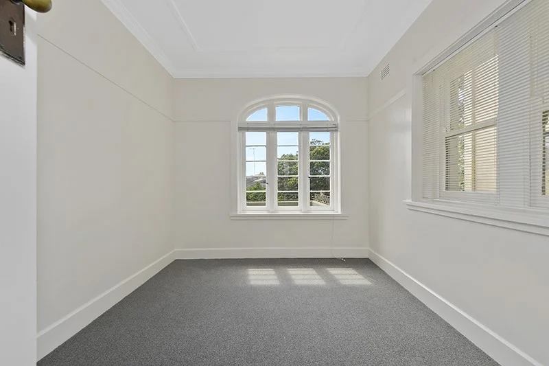 Primary image of 1/24 ELAMANG AVENUE, Kirribilli NSW 2061