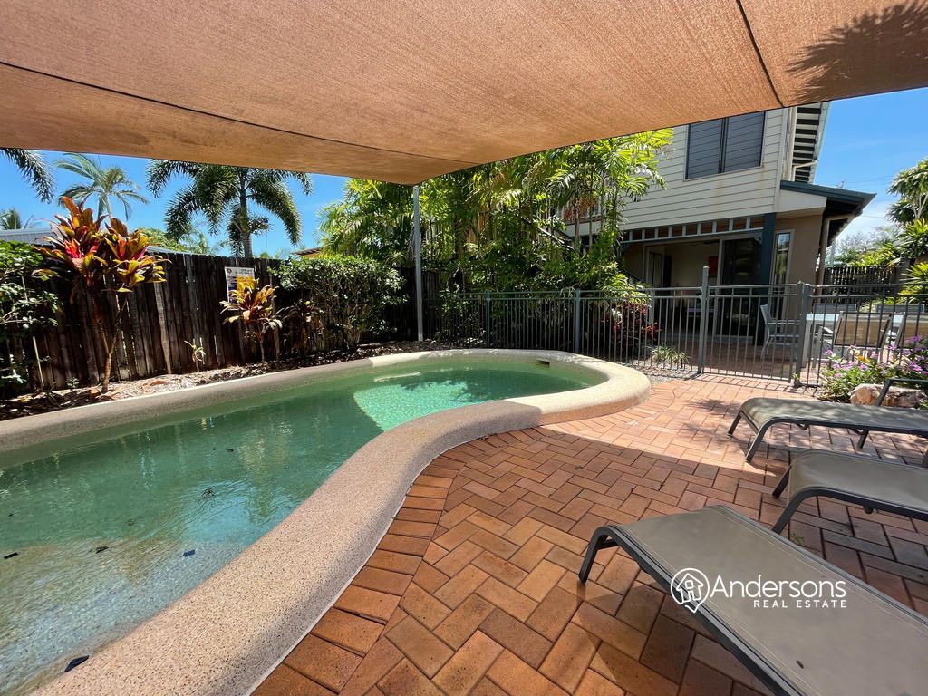 2/9 Banfield Parade, Wongaling Beach QLD 4852, Image 2