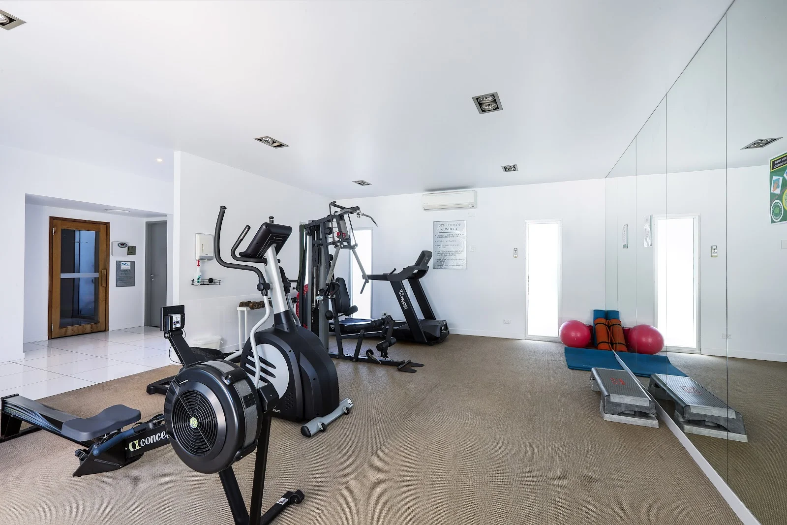 Additional image 27 of 408/430 Marine Parade, Biggera Waters QLD 4216