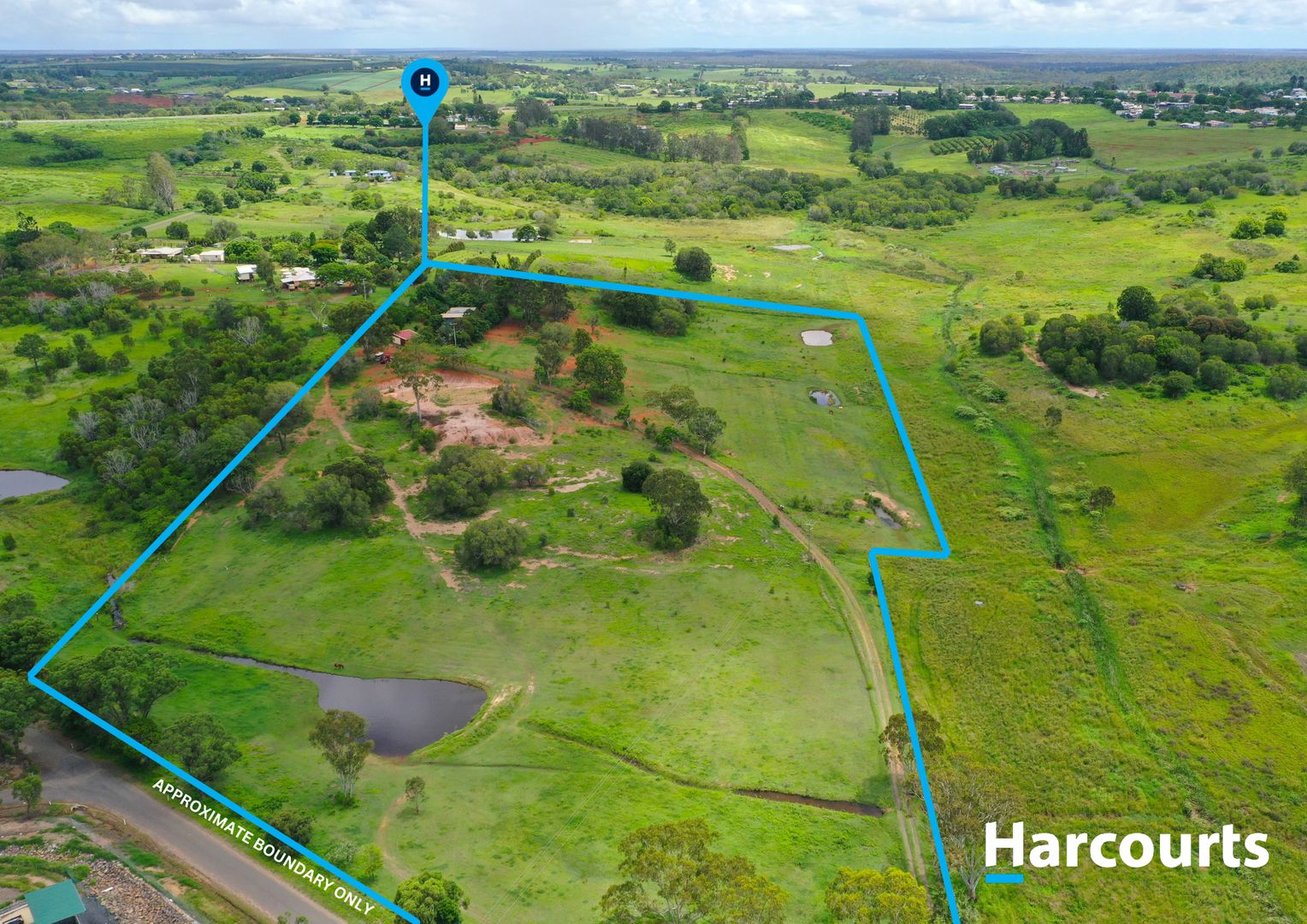 4 bedrooms House in 16 Nissens Lane CHILDERS QLD, 4660