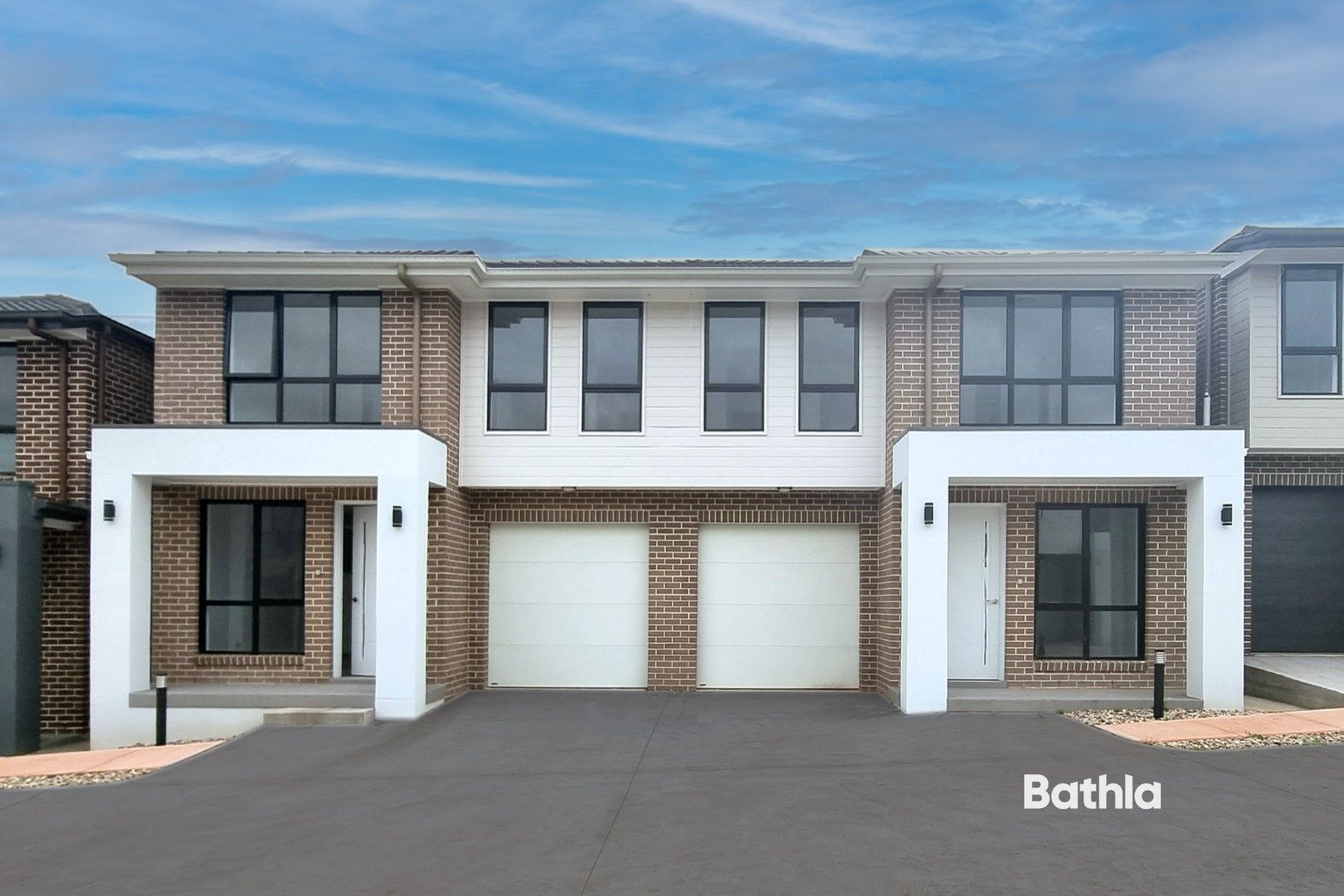 5 bedrooms Townhouse in Unit 13/19 Kensington Park Road RIVERSTONE NSW, 2765