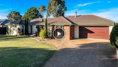 Picture of 33 Racecourse Road, RIDDELLS CREEK VIC 3431