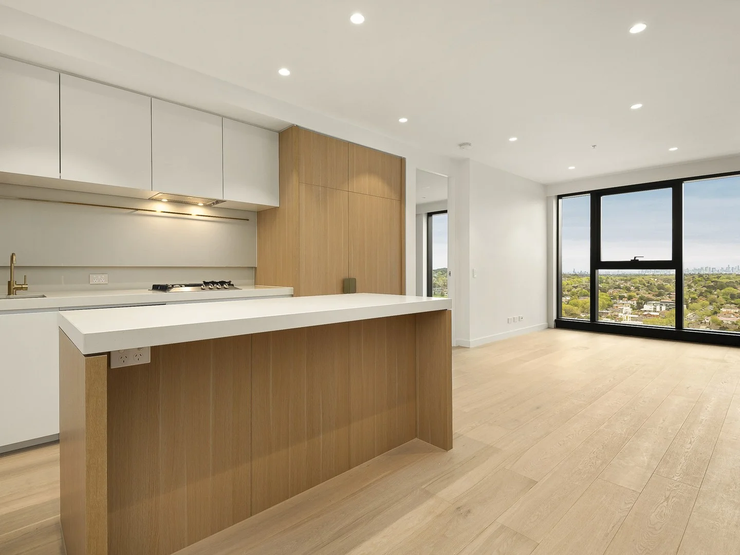 2406/545 Station Street, Box Hill VIC 3128