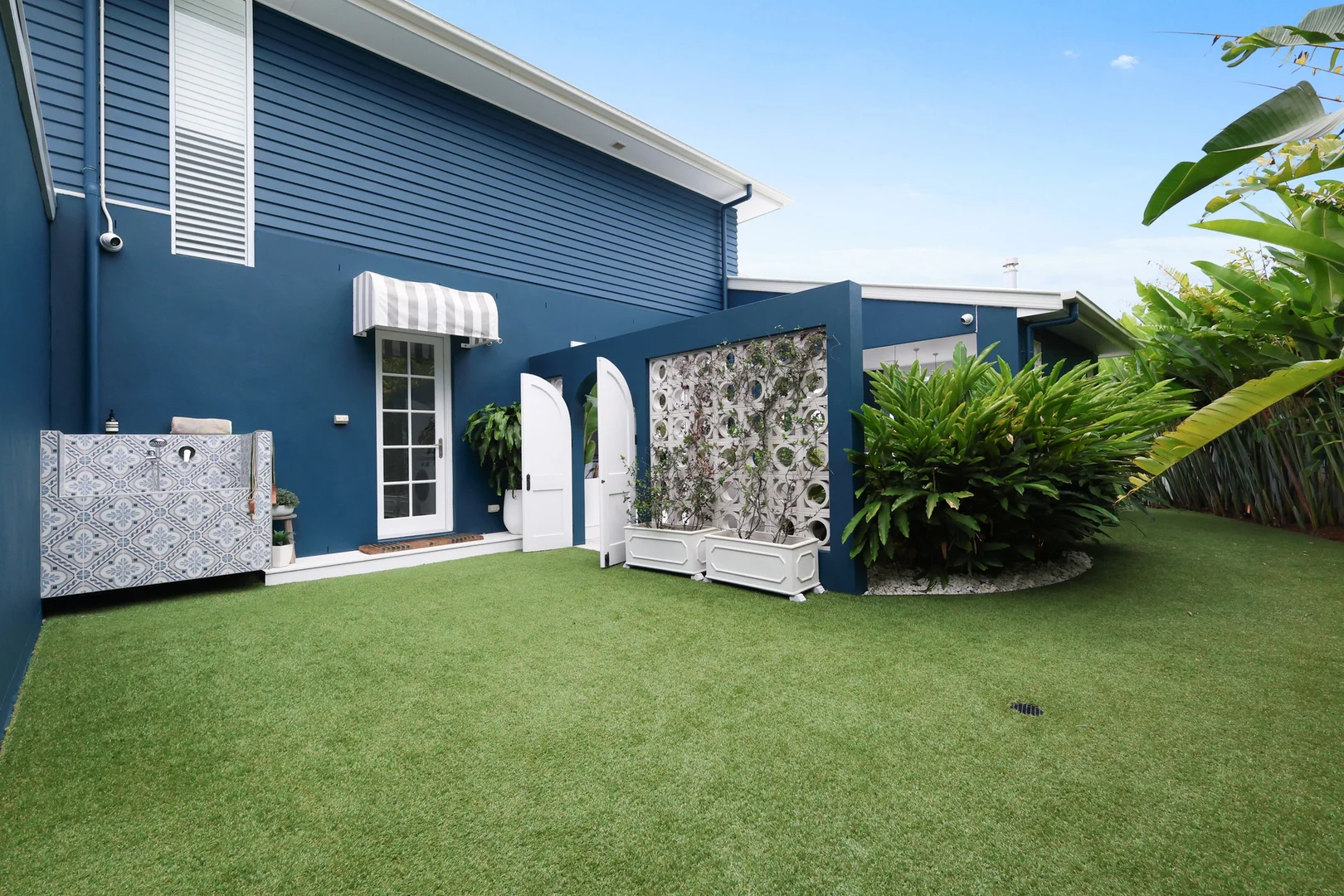 Additional image 11 of 8 Rannock Avenue, Benowa Waters QLD 4217