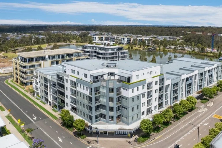 18/56 Lakeside Parade, Jordan Springs NSW 2747
