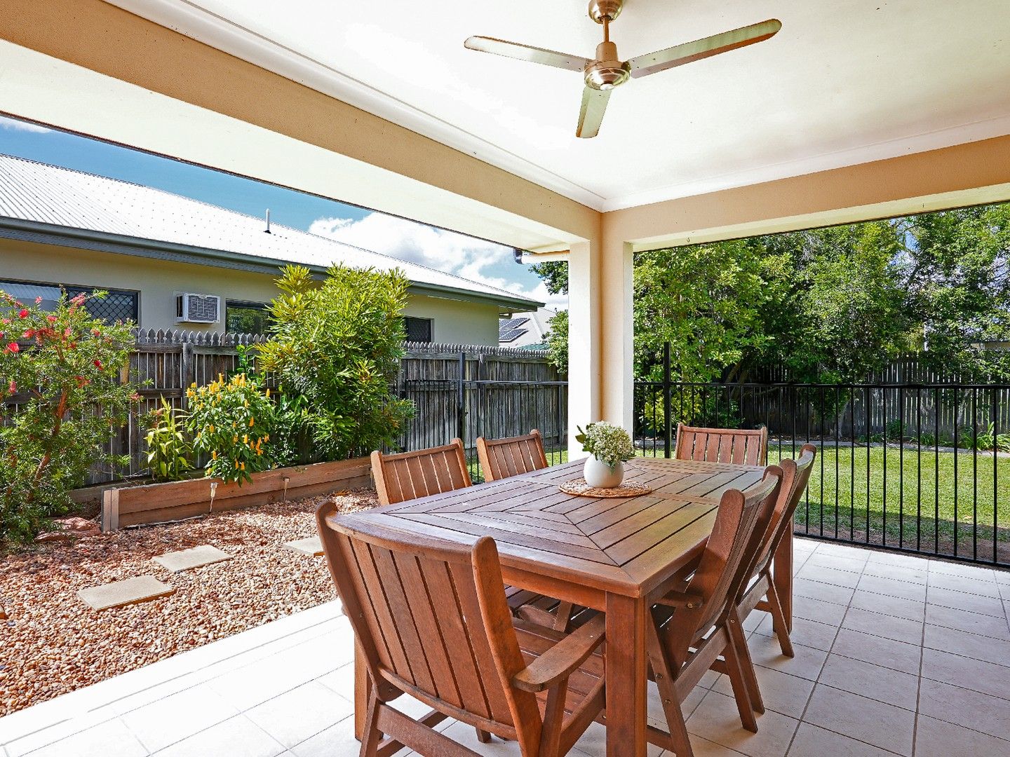 4 bedrooms House in 72 Mannikin Way BOHLE PLAINS QLD, 4817
