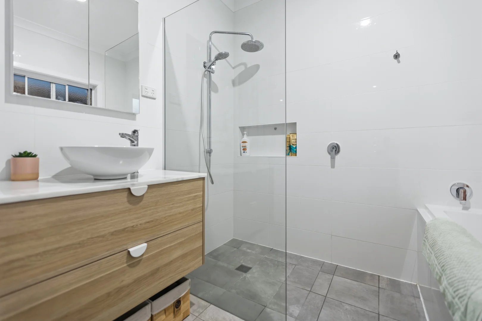 Additional image 12 of 11 White Avenue, Kooringal NSW 2650