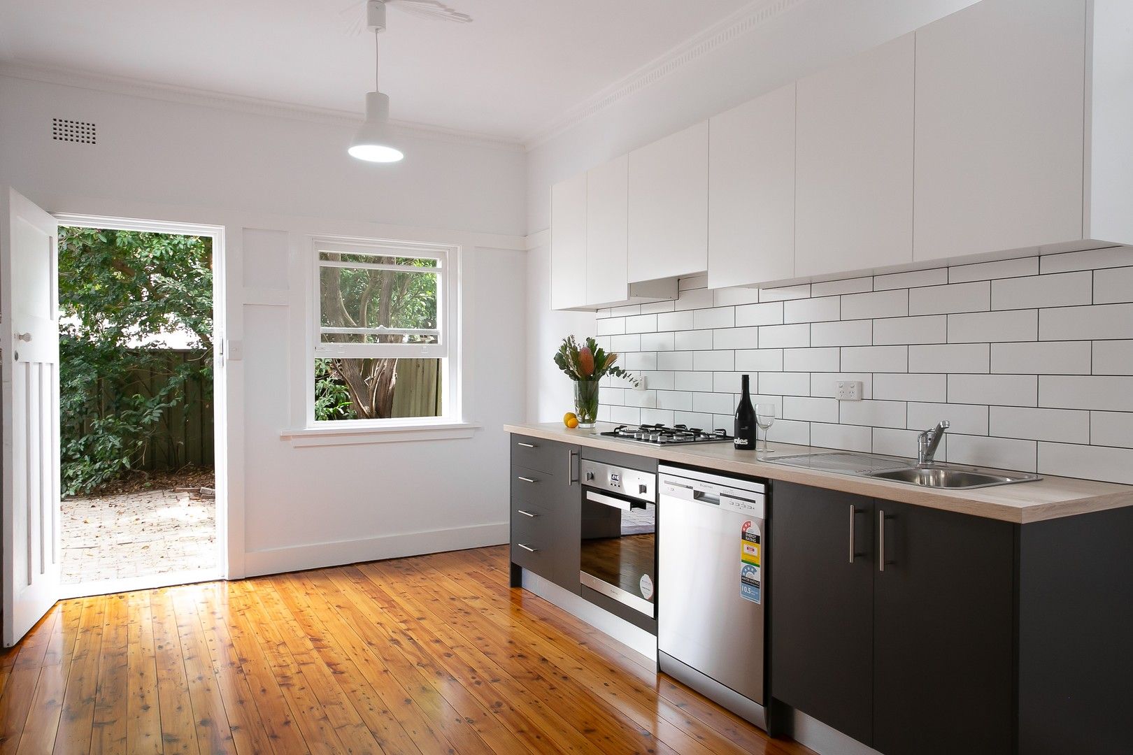 2 bedrooms House in 28 Woodbury Street MARRICKVILLE NSW, 2204